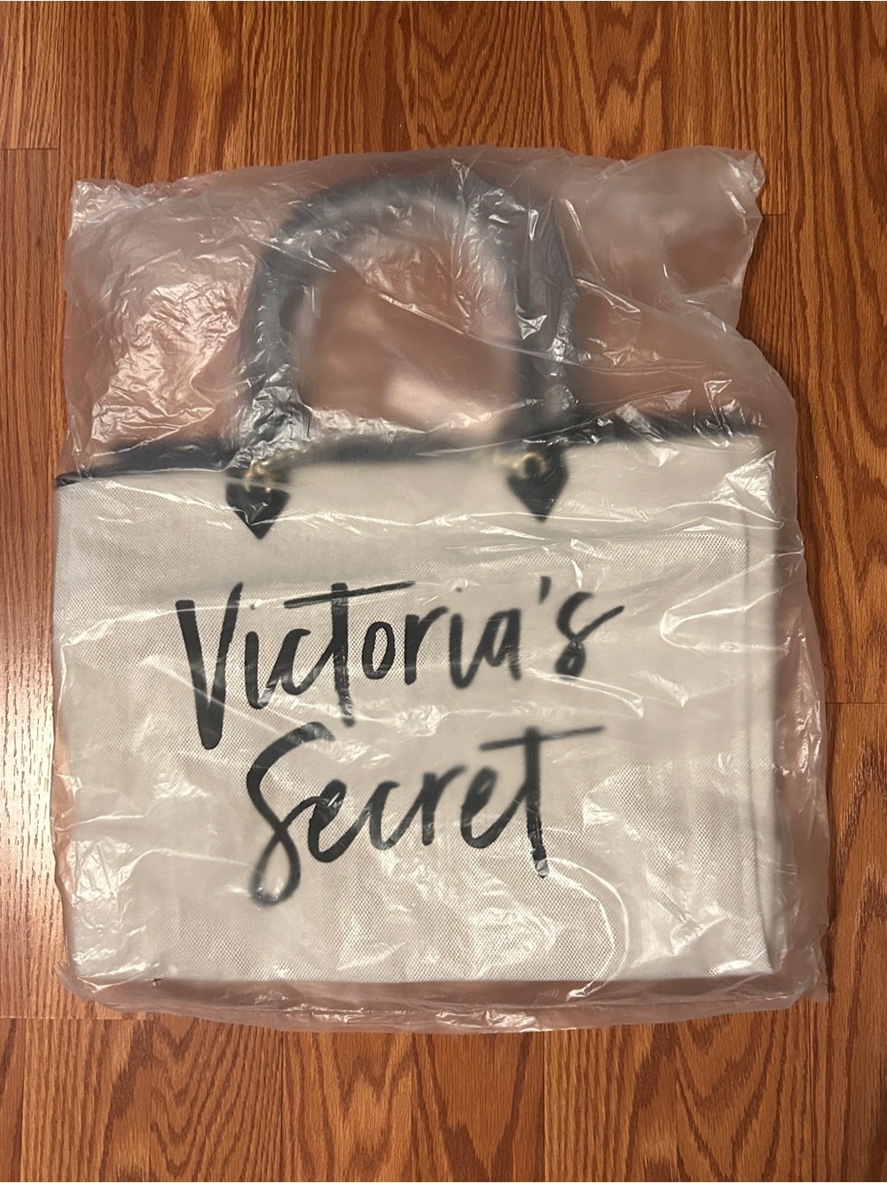 Victoria's Secret White Tote with Black Script Logo NWT